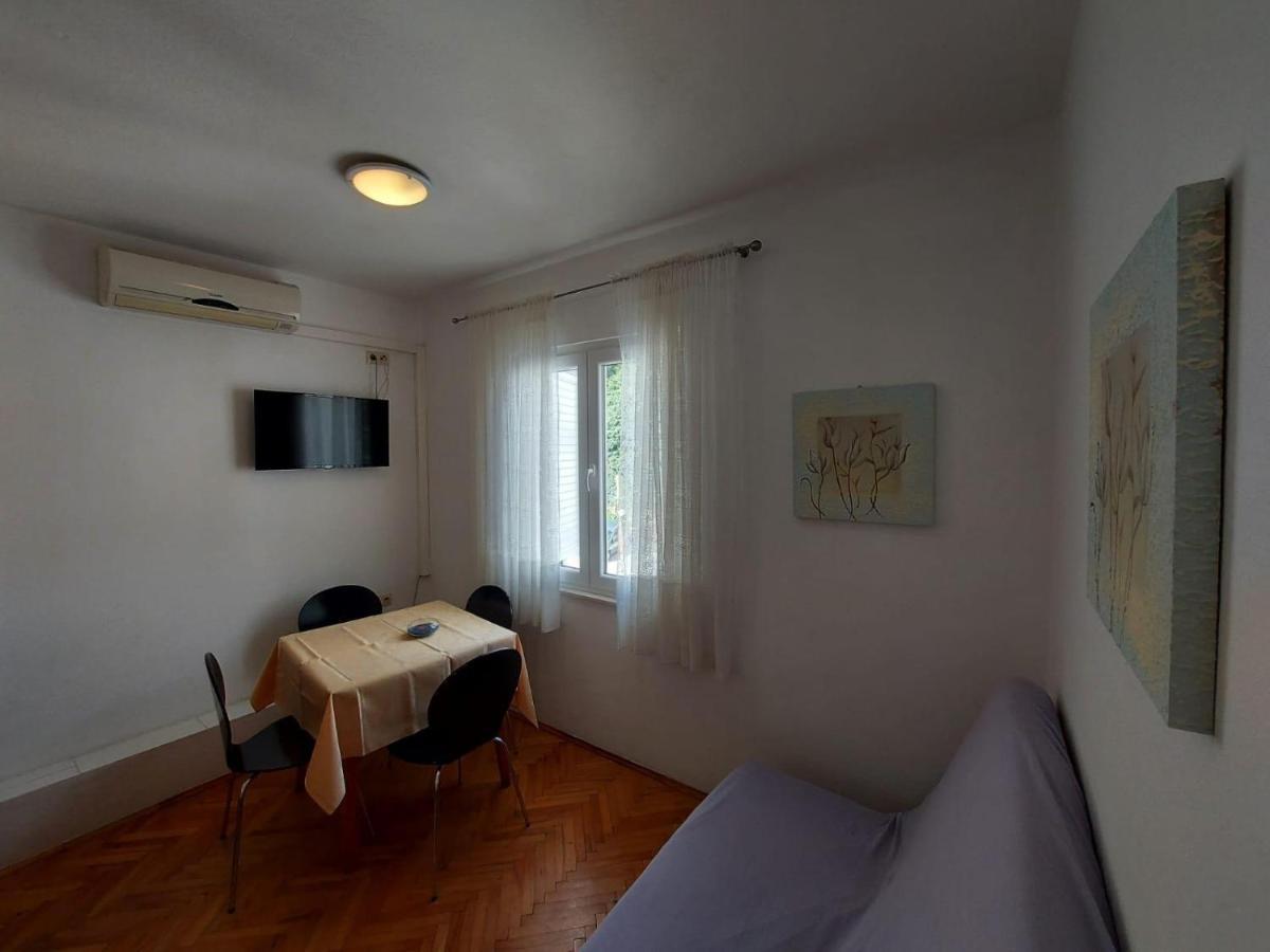 Apartments By The Sea Duce, Omis - 2731 Dugi Rat Ngoại thất bức ảnh