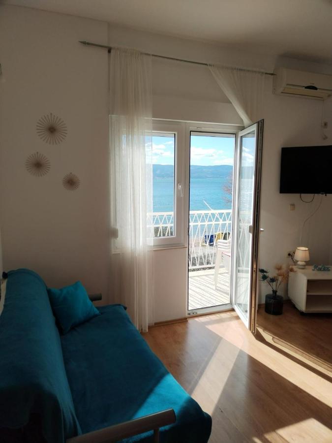 Apartments By The Sea Duce, Omis - 2731 Dugi Rat Ngoại thất bức ảnh