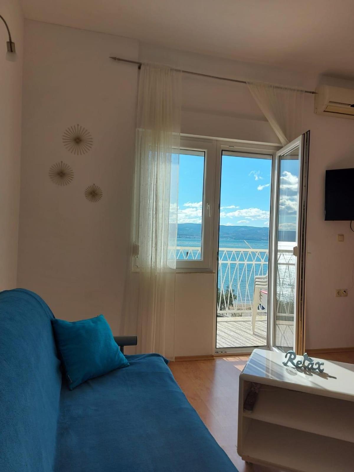 Apartments By The Sea Duce, Omis - 2731 Dugi Rat Phòng bức ảnh
